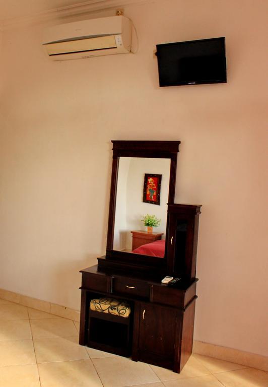 Arya Inn Enny Salon And Spa Nusa Lembongan  Phòng bức ảnh
